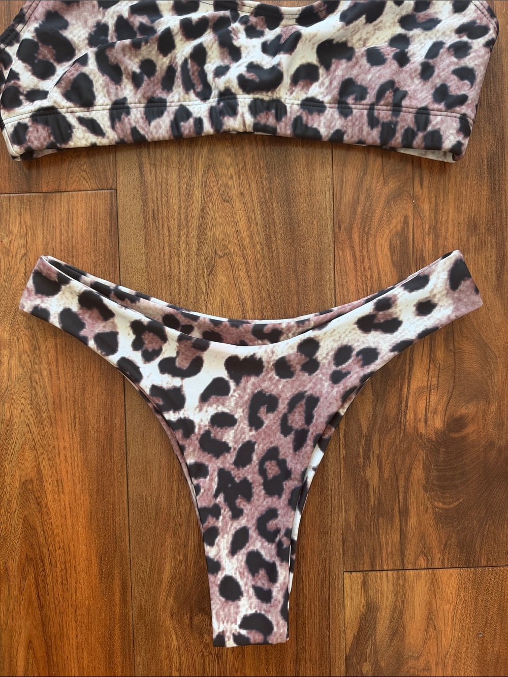 Leopard bikini - Picture 5 of 7